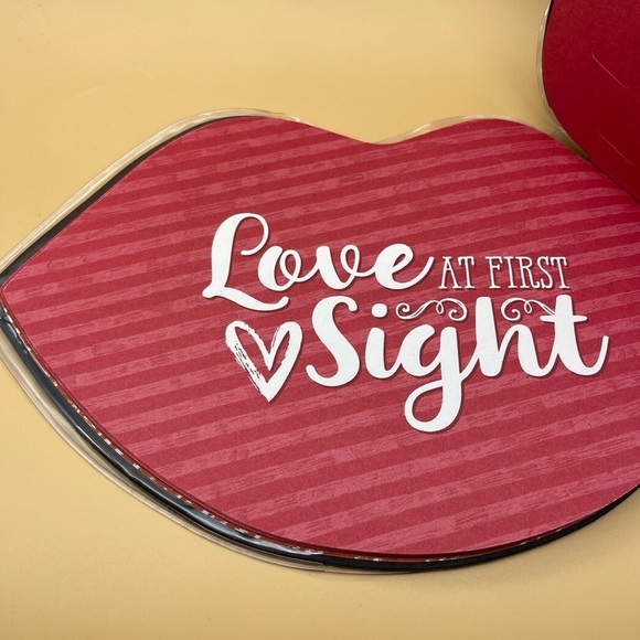 Paper House Lips Photo Book, Red Glitter Sparkle, NWT 💋✨🪩 - Picture 6 of 7